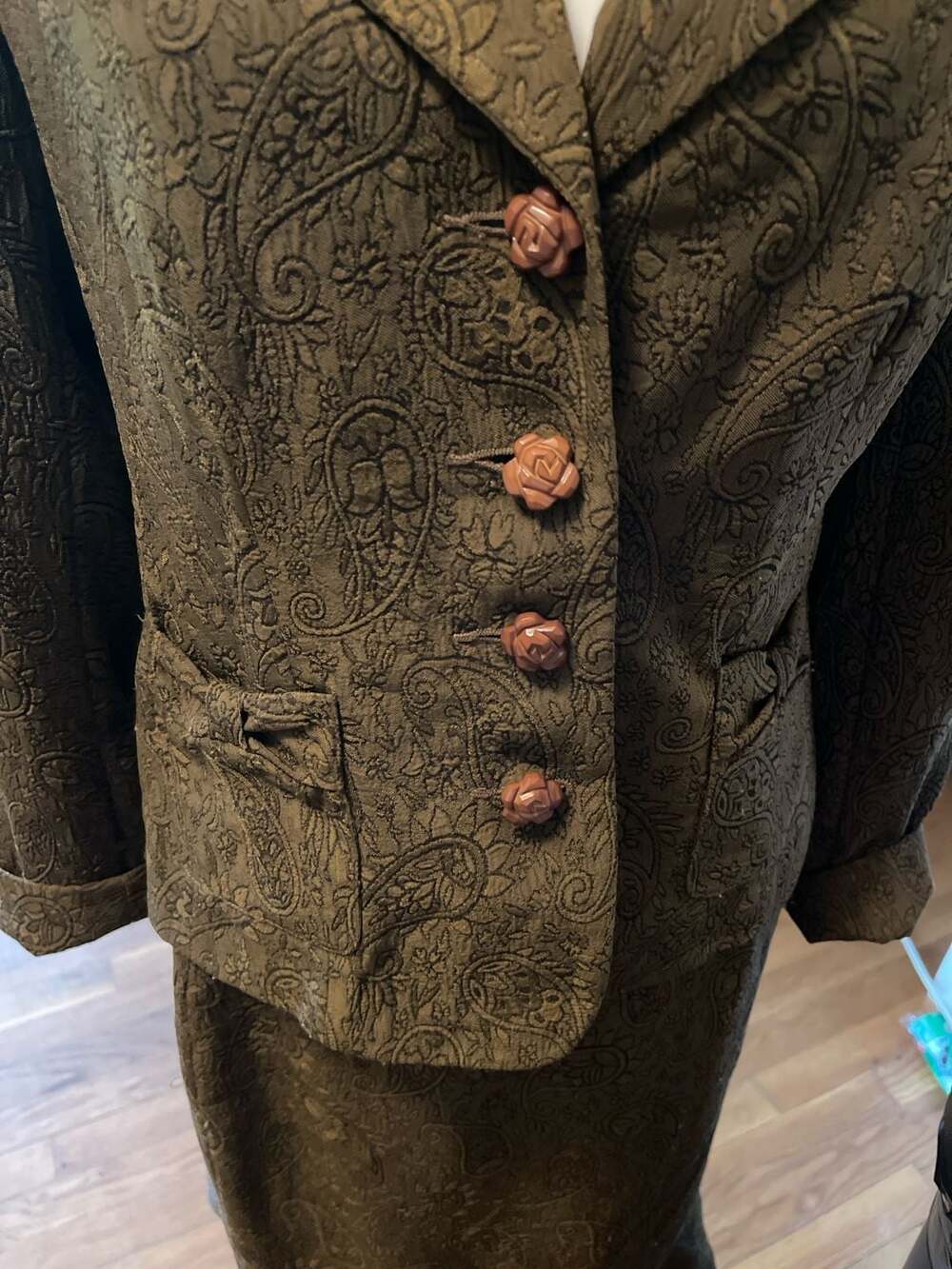 Vintage Paisley Professional Suit, Knit, by Giorgio Sant' Angelo, Sz. 10 - Picture 5 of 13